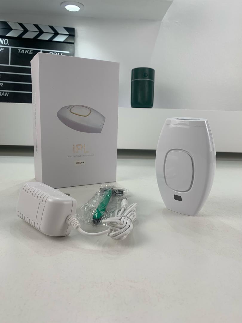 IPL Appareil d’épilation au Laser à Domicile pour une Peau Belle et Radieuse – مزيل الشعر بالليزر