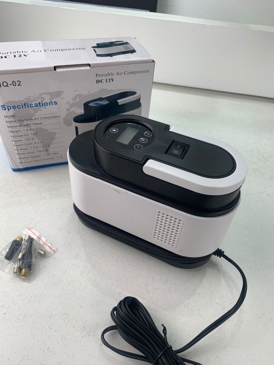 Compresseur d’Air Portable 12V 150 PSI Câble 2,8 m avec Éclairage LED – جهاز نفخ العجلات للسيارة