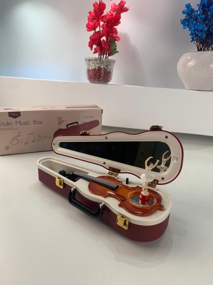 Boîte à Musique Vintage avec Déesse Rotative et Mécanisme de Violon – صندوق موسيقى مع آلية كمان