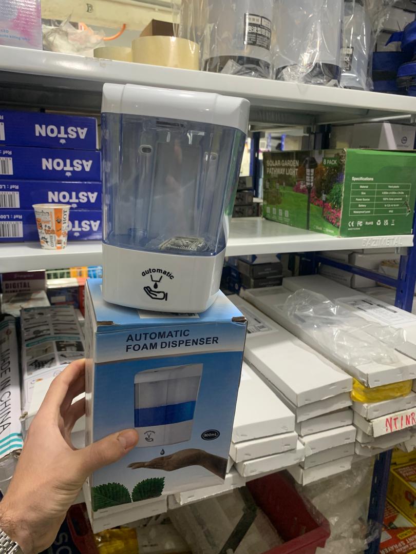 Distributeur automatique de Savon pour les mains sans contact 700ml